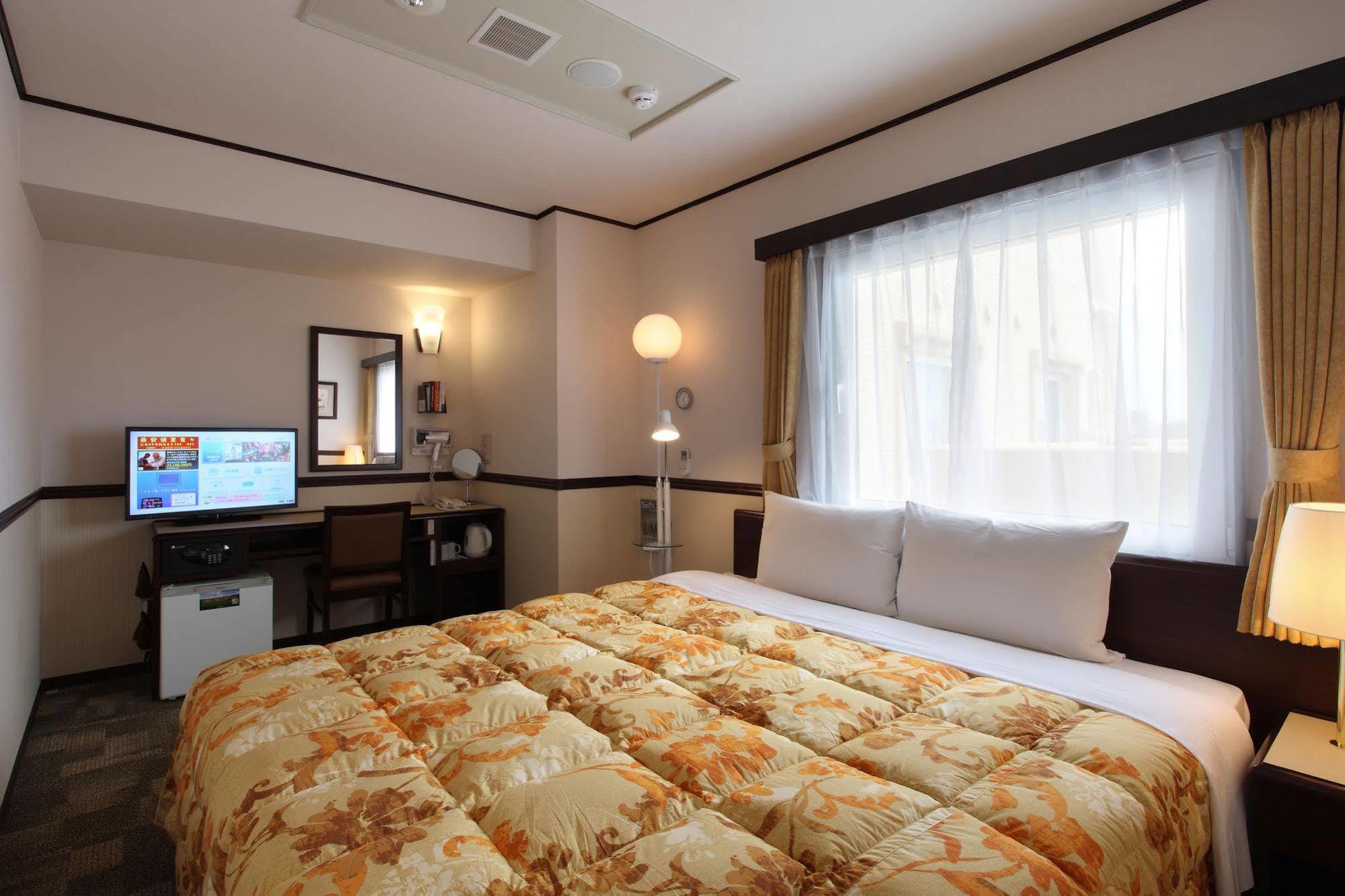 東横inn名古屋栄 3*